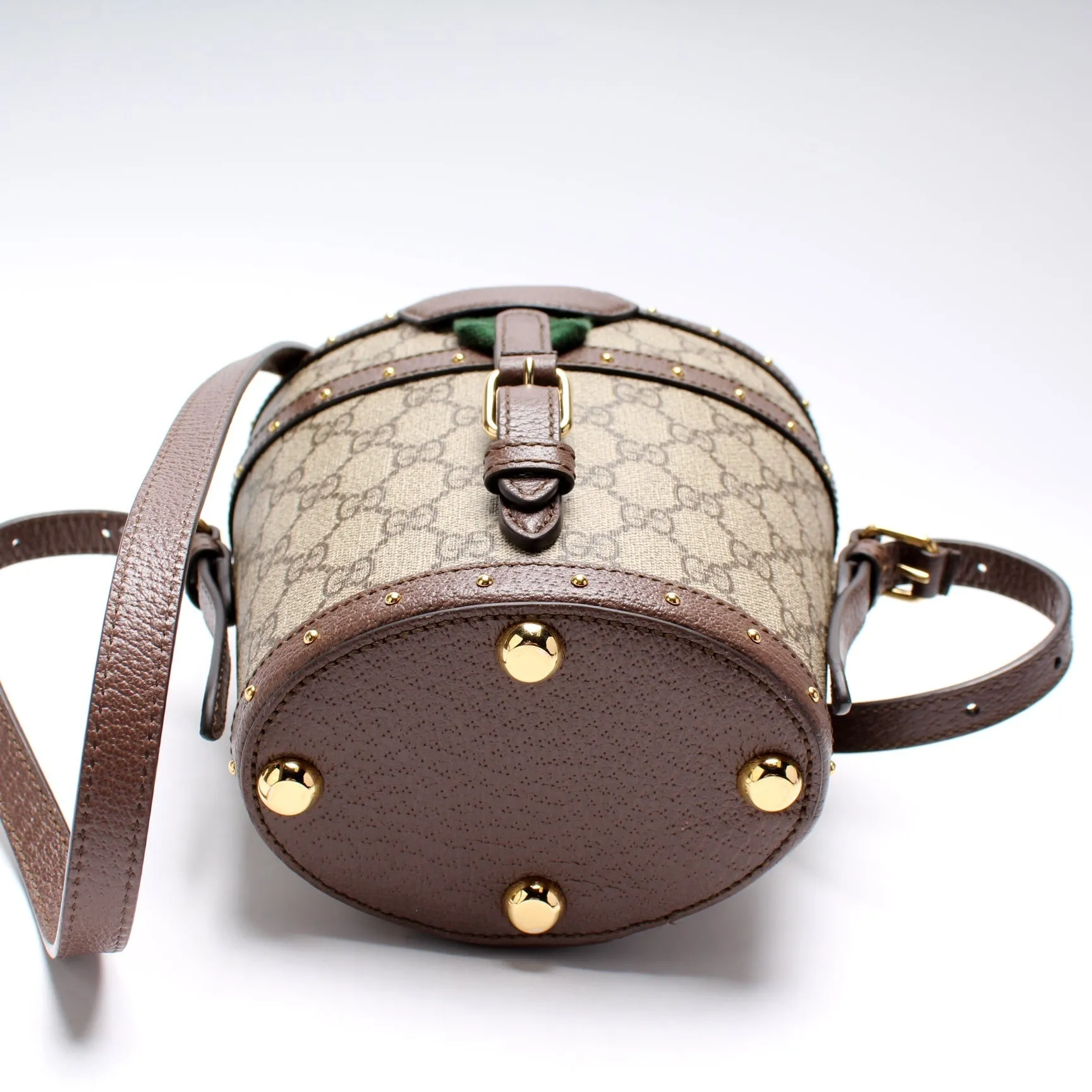 679681 Gucci Supreme Shoulder Hat Case