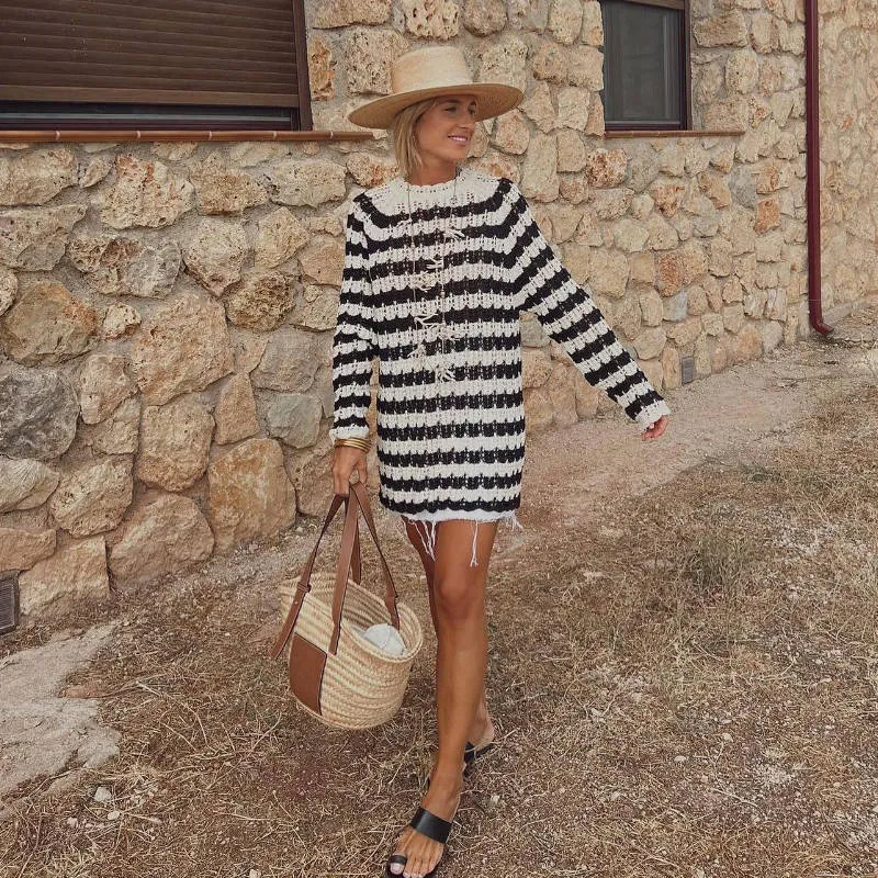 Bclout/QINSI Autumn Winter Casual Mini Dress Women Elegant O-neck Long Sleeve Loose Sweater Dresses Fashion Striped Knitted Dres