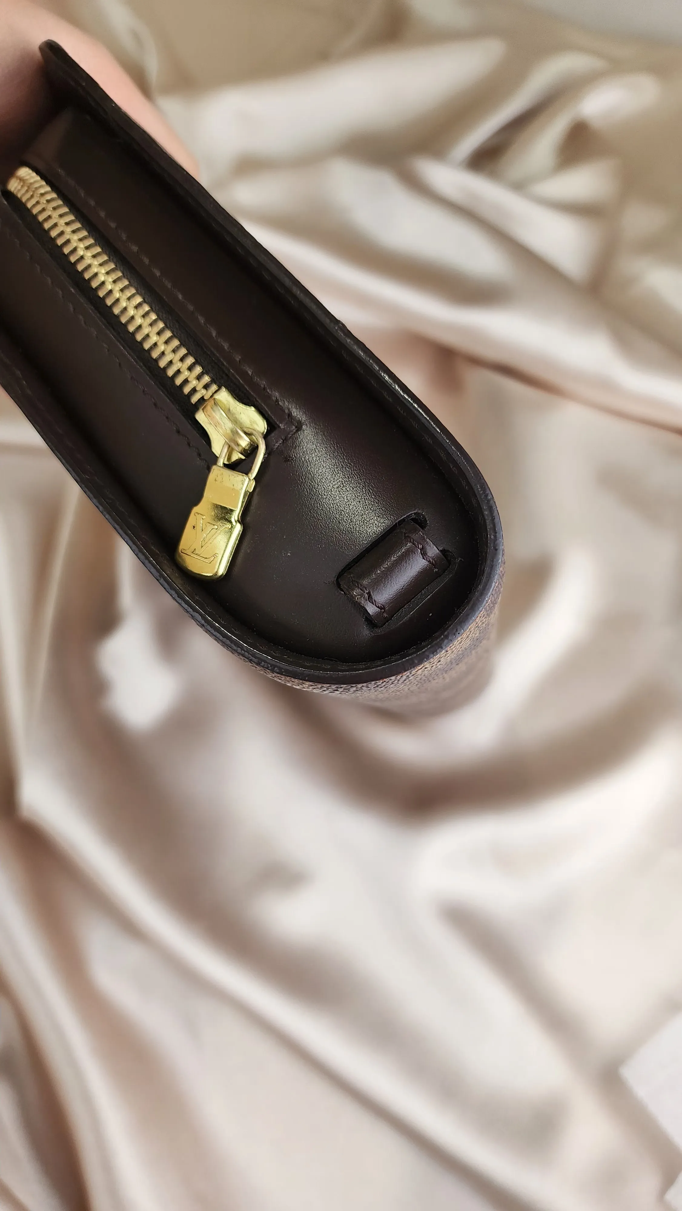 Louis Vuitton Damier Ebene Saint Louis Clutch