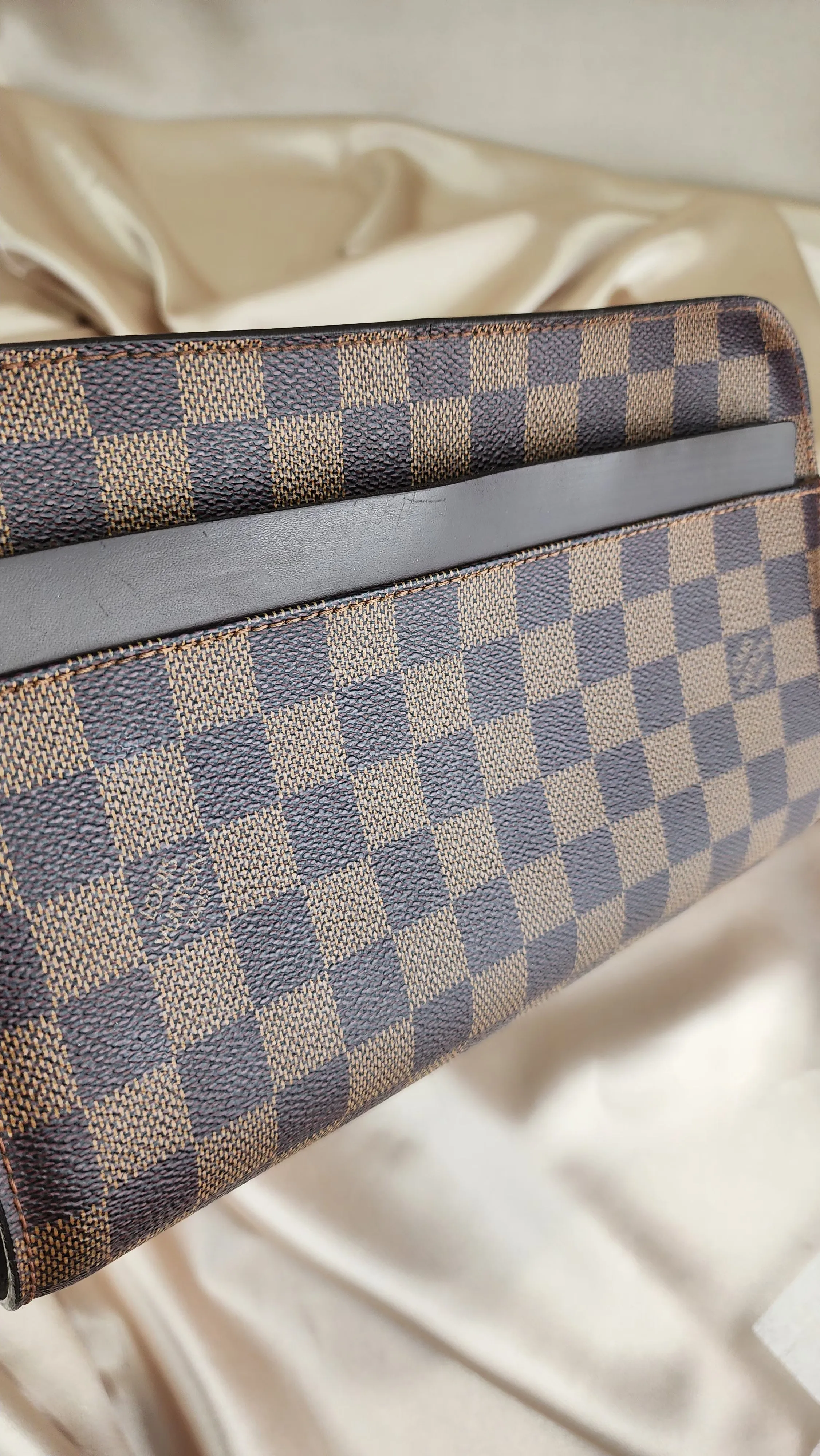 Louis Vuitton Damier Ebene Saint Louis Clutch