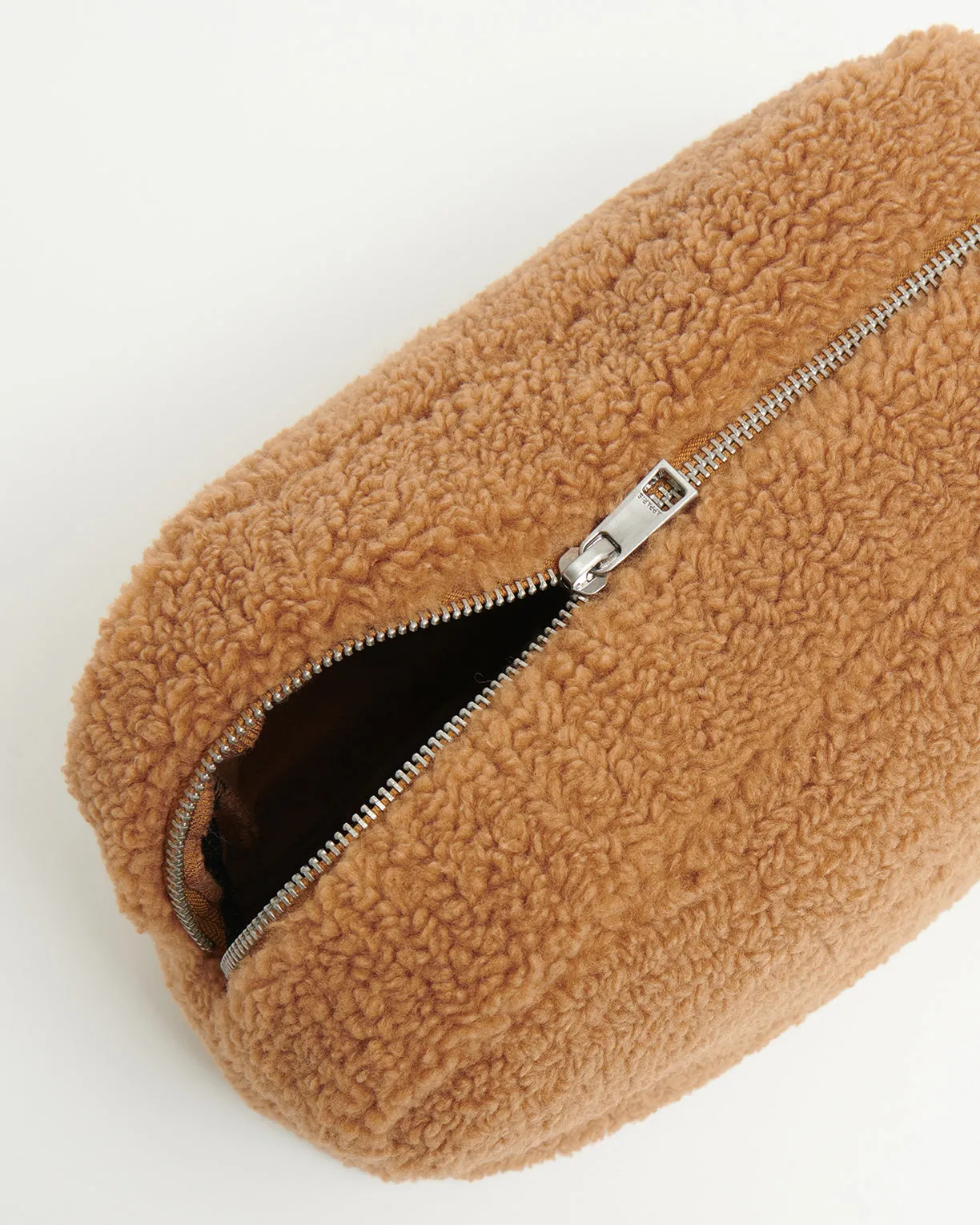 Noor Hazelnut Bouclette Pochette